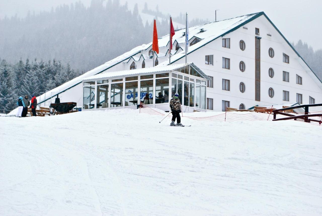 Kapriz Karakol Hotel Exterior foto
