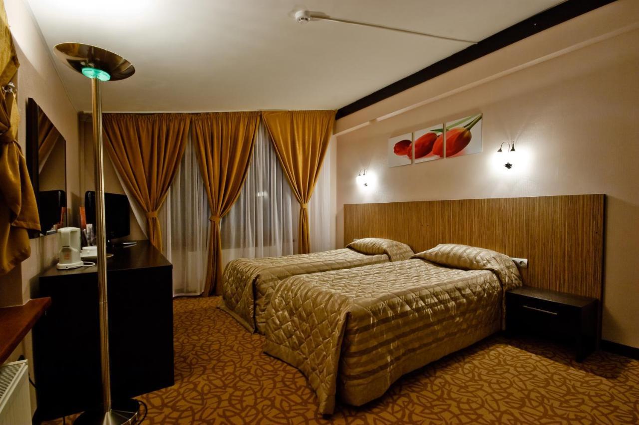 Kapriz Karakol Hotel Quarto foto