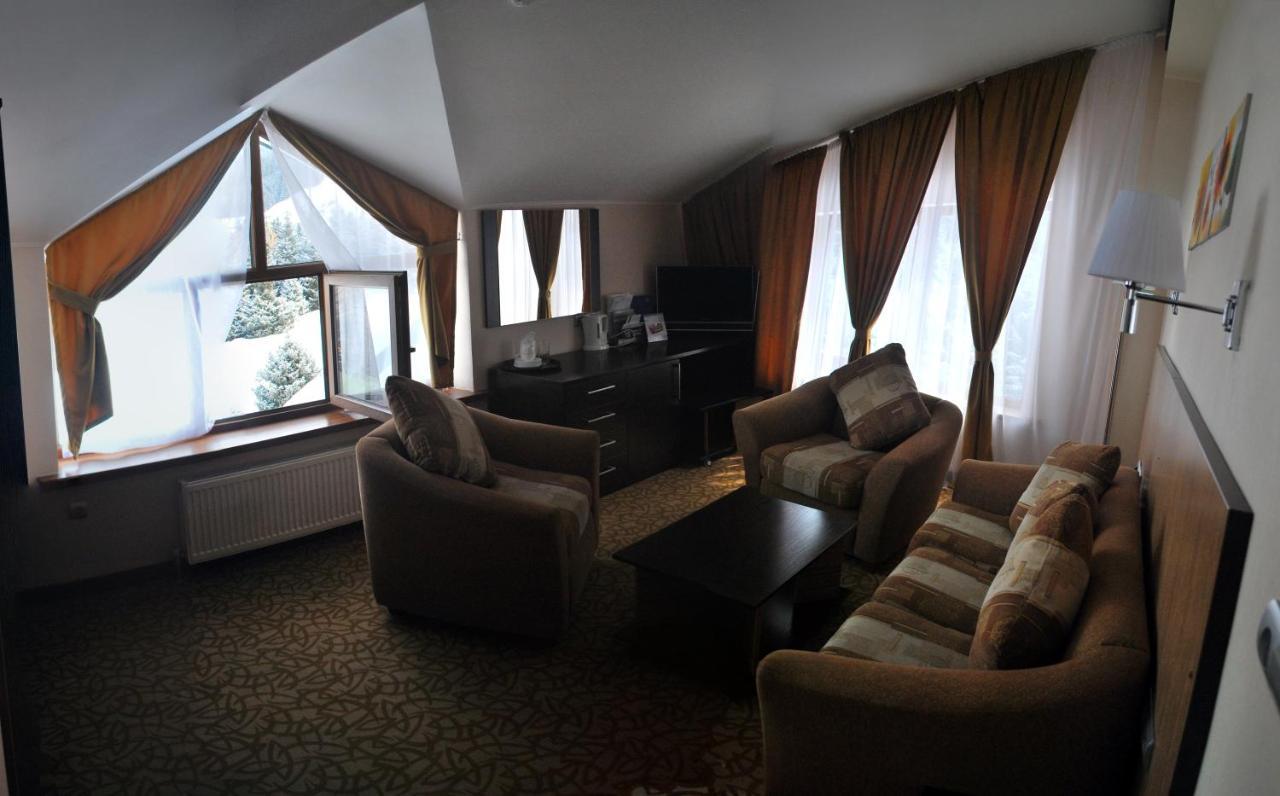 Kapriz Karakol Hotel Quarto foto